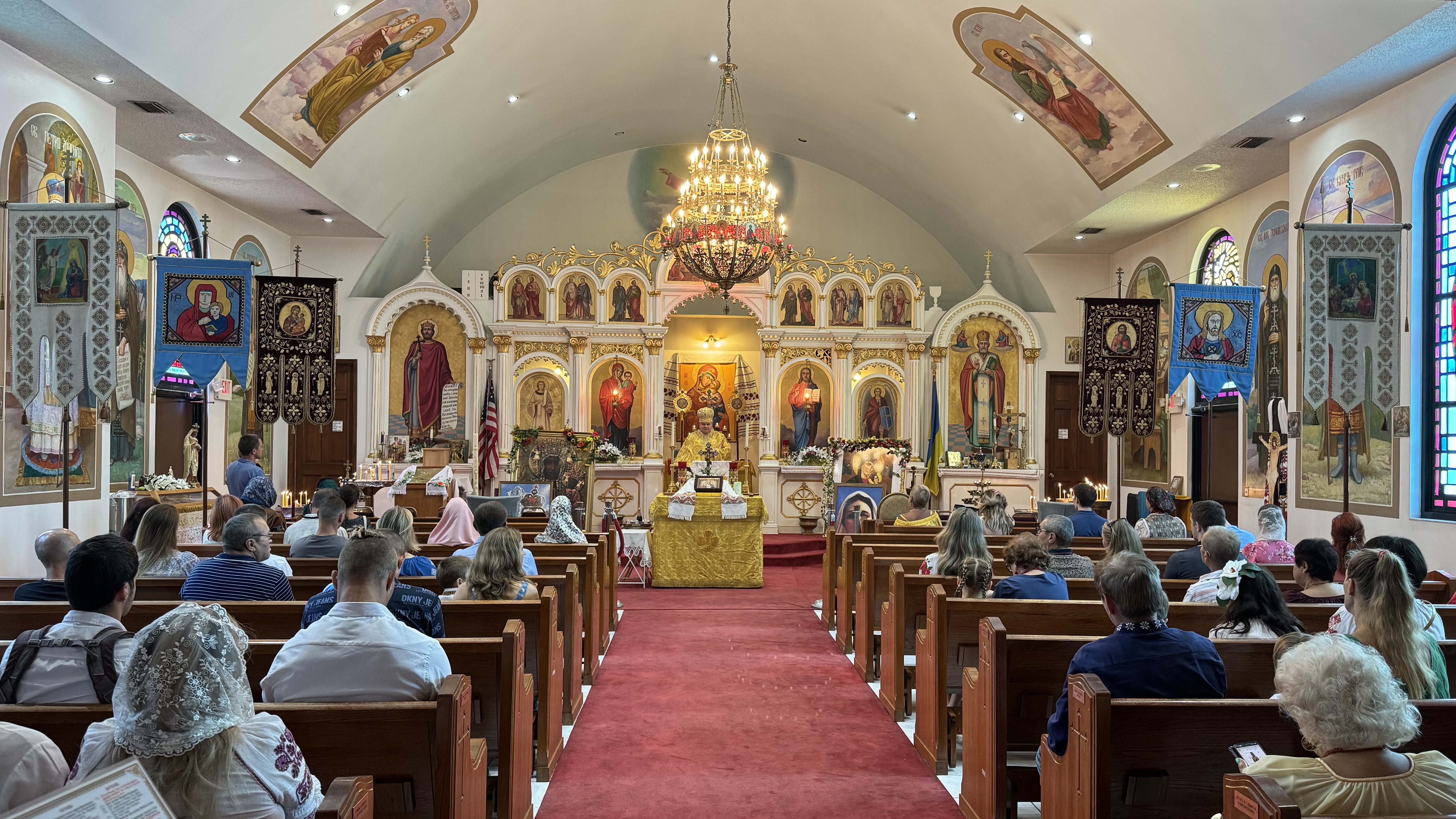 St. Nicholas Ukrainian Orthodox Church — Divine Liturgy
